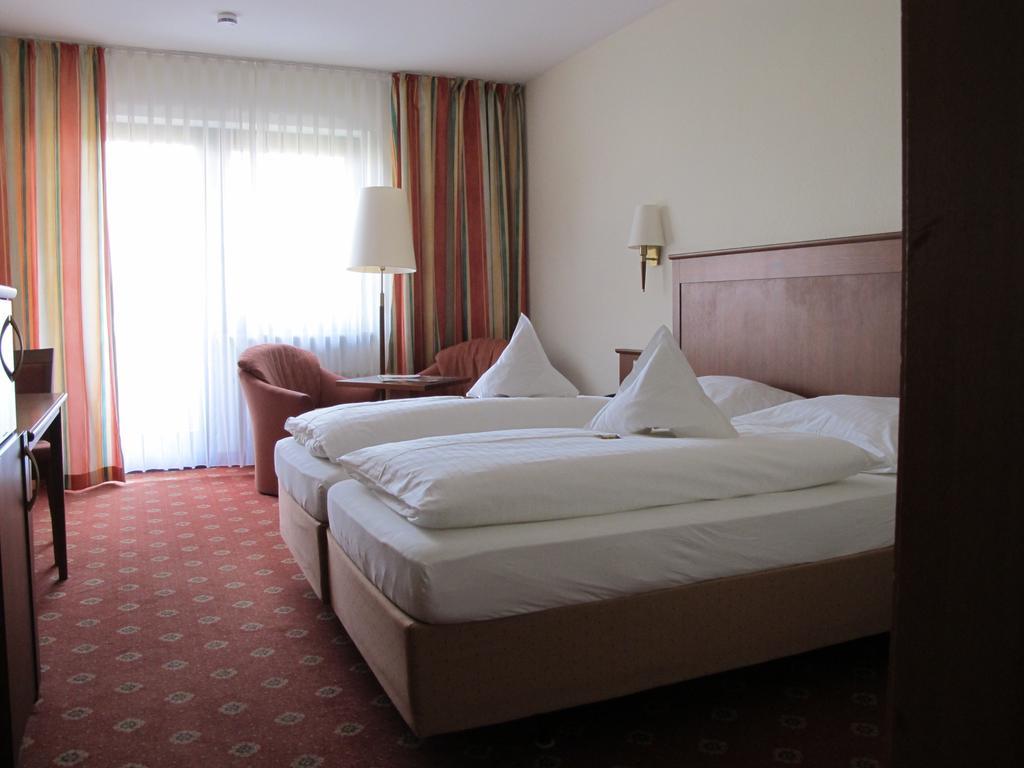 Weinhotel Rose Volkach Szoba fotó