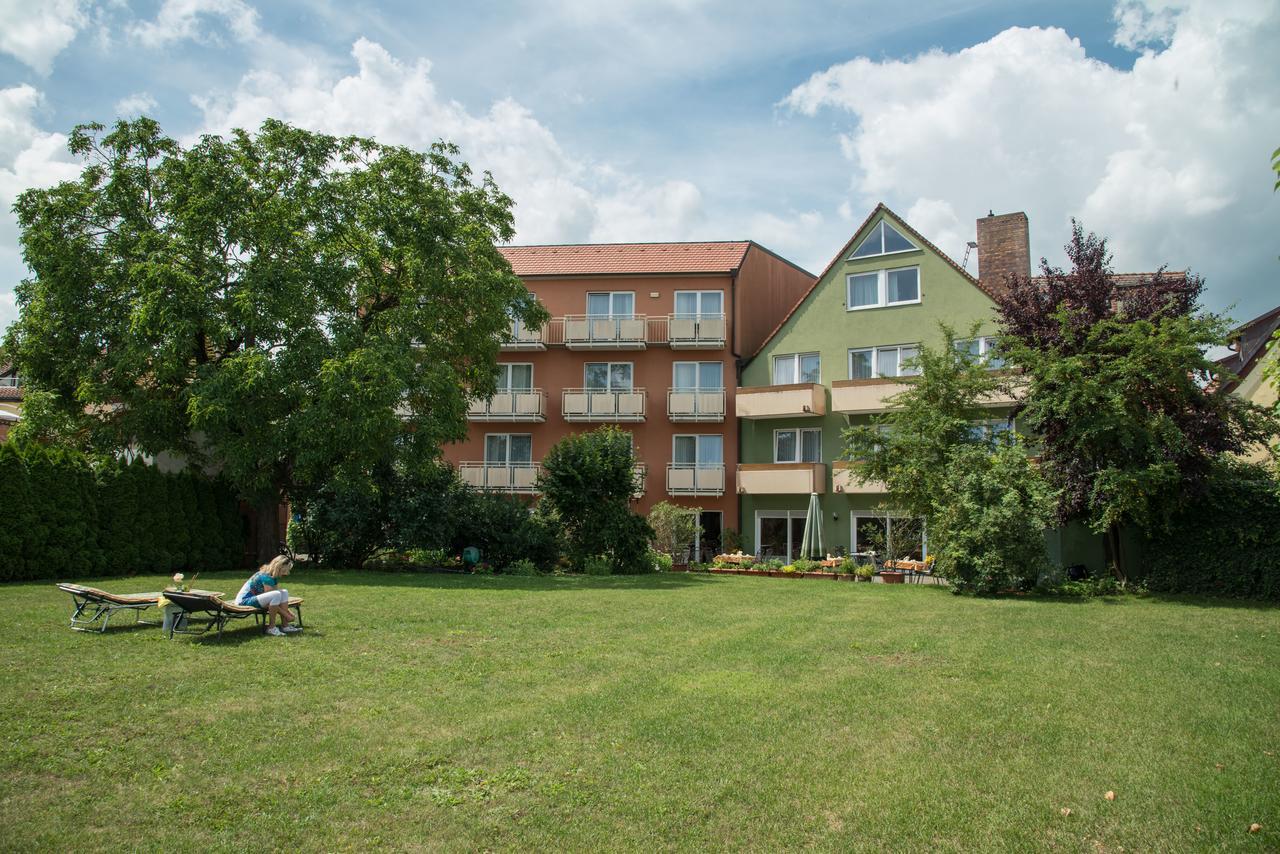 Weinhotel Rose Volkach Kültér fotó