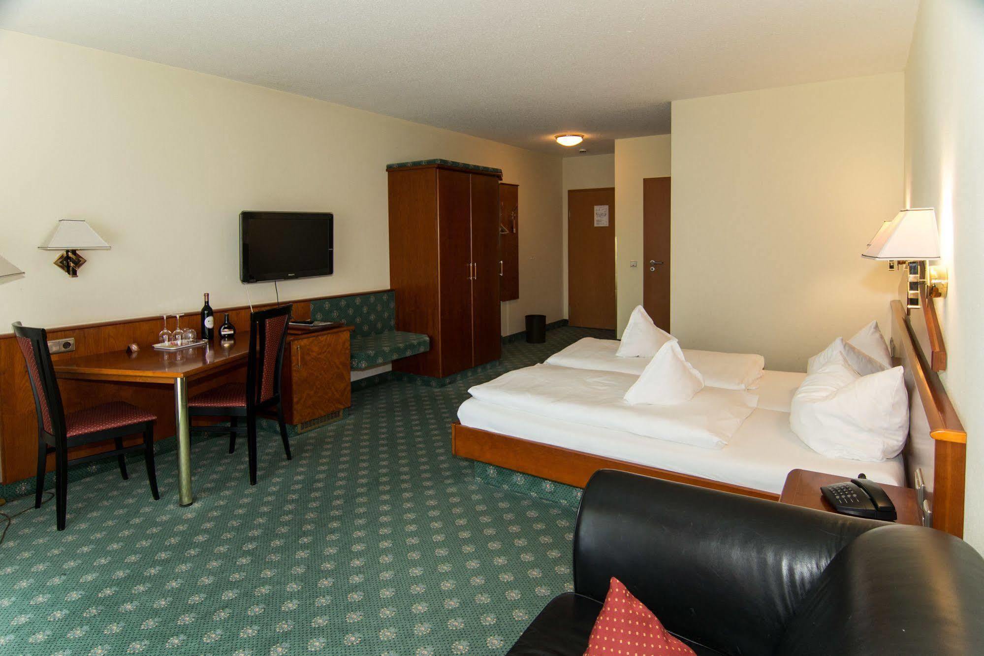 Weinhotel Rose Volkach Kültér fotó